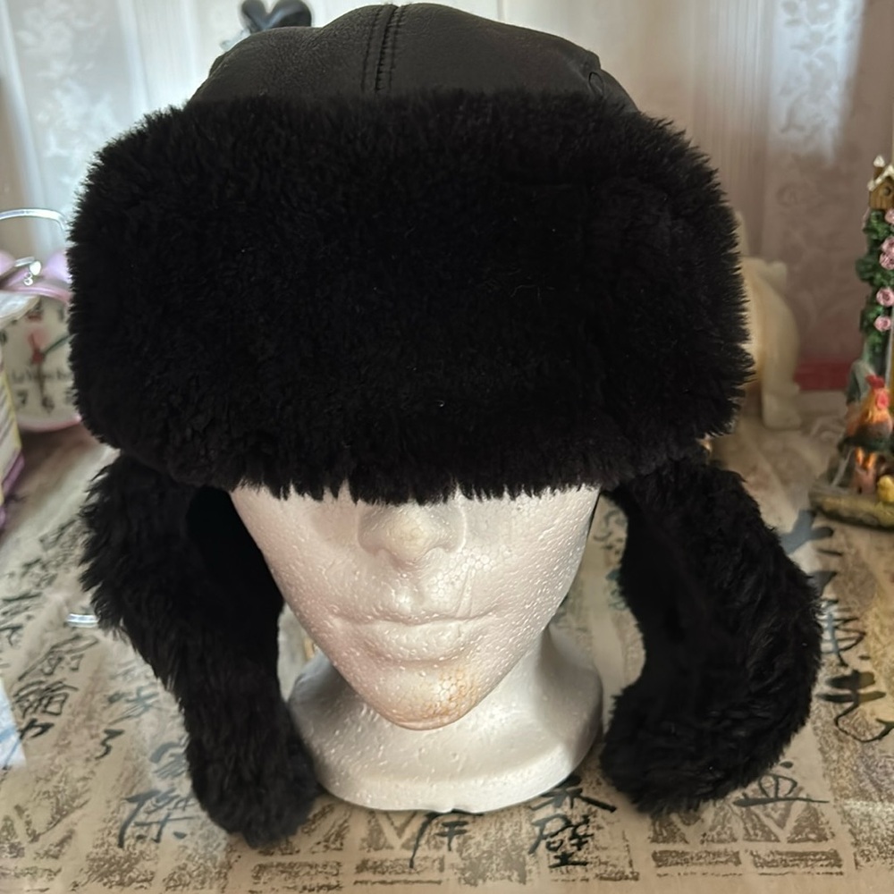 Vintage Ricardo Beverly Hills BH Sheepskin Snap Button Flap Cap Hat Sz S